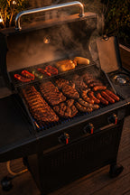 Parrilla a gas Arrayán con asado de carnes y verduras